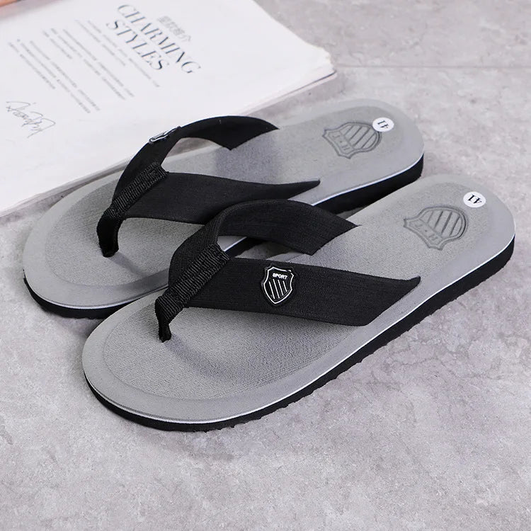 Men Flip Flops High Quality Brand Men's Slippers Hot Sale Beach Sandals Non-slip Fashion Hombre Casual House Slippers