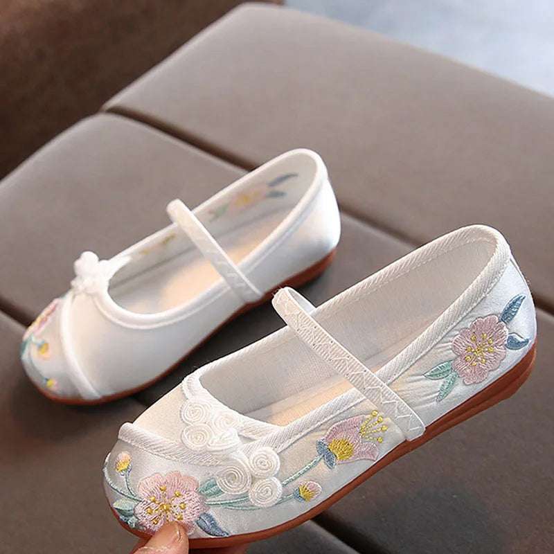 Children's Embroidered Cloth Shoes Chinese Style Girls Shoes Festival Vintage Chinese Shoes New Kids Shoes For Girl CSH1440