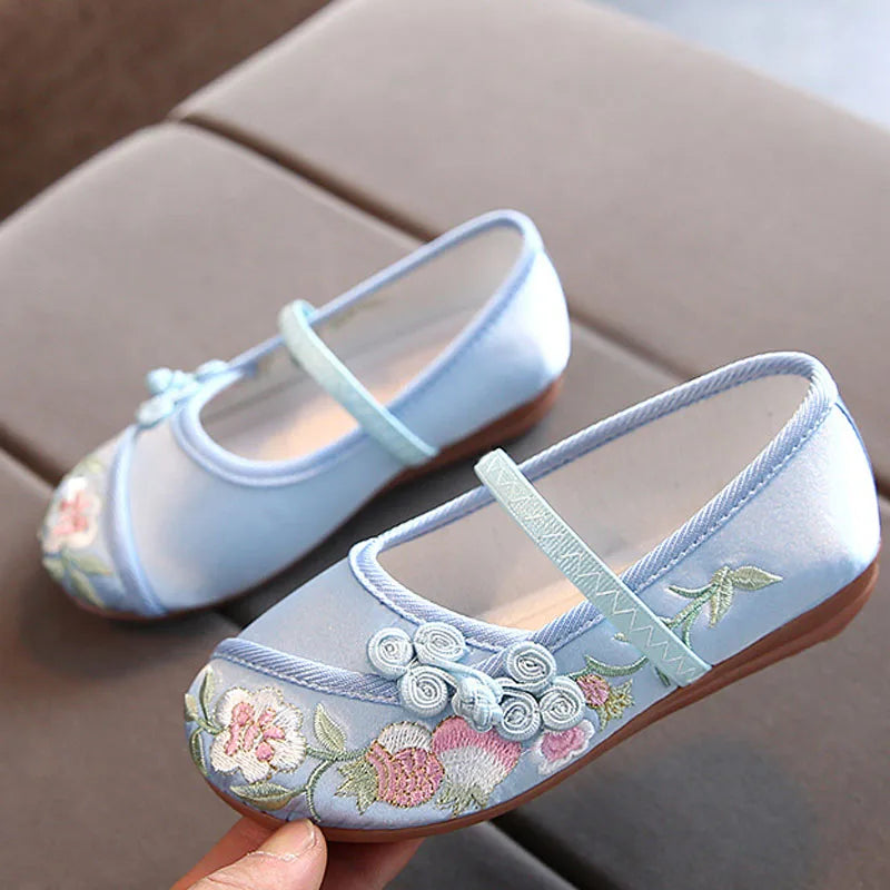 Children's Embroidered Cloth Shoes Chinese Style Girls Shoes Festival Vintage Chinese Shoes New Kids Shoes For Girl CSH1440