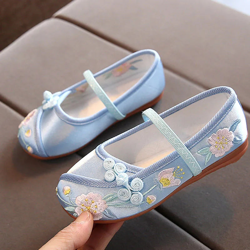 Children's Embroidered Cloth Shoes Chinese Style Girls Shoes Festival Vintage Chinese Shoes New Kids Shoes For Girl CSH1440